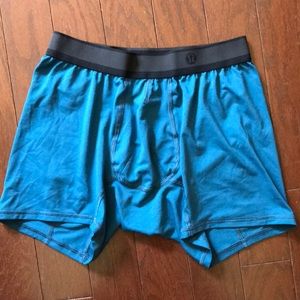 Lulu lemon under wear size small
